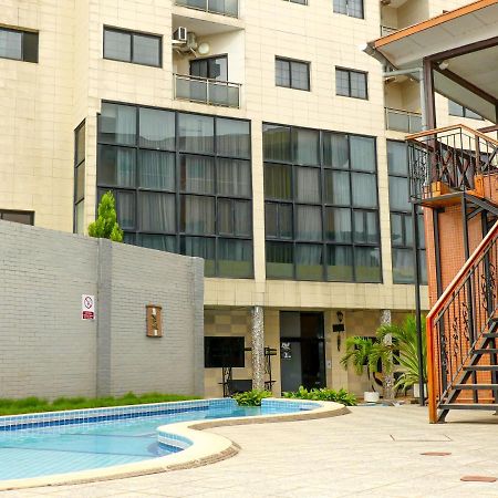Hotel Hibiscus Louis Либревиль Экстерьер фото